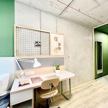 Chillout Dorm Cracow By Bookinghost 3* クラクフ