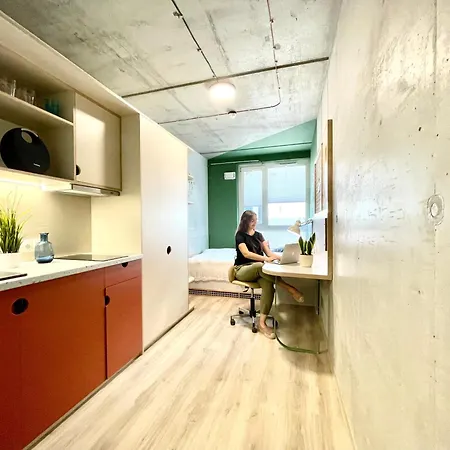 アパートホテル Chillout Dorm Cracow By Bookinghost